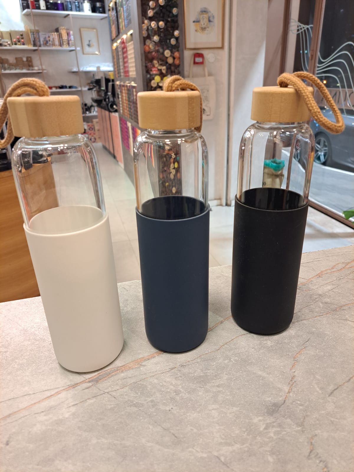 Wooden Cap Glass Bottle